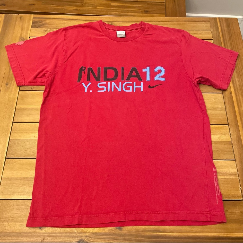 Men’s Nike Swoosh Logo Yuvraj Singh Indian Cricket Jersey T  Shirt  XL Red RARE